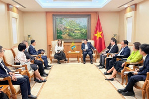 Phó Thủ tướng đề nghị Tập đoàn Mỹ có doanh thu 16 tỷ USD đặt văn phòng tại Việt Nam