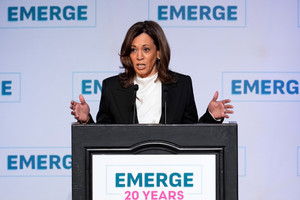 Bà Kamala Harris chuẩn bị tái xuất chính trường