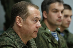 Ông Dmitry Medvedev: Thỏa thuận khoáng sản nghĩa là Mỹ buộc Ukraine phải chi trả cho các khoản viện trợ