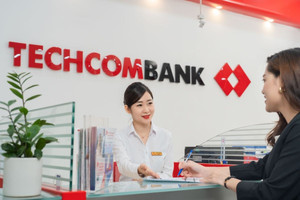 Techcombank cảnh báo thủ đoạn dán băng dính che camera tại cây ATM nhằm rút tiền của nạn nhân
