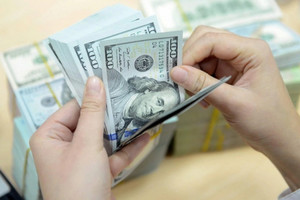 Tỷ giá USD và Nhân dân tệ bật tăng sau nghỉ lễ, thị trường dõi theo động thái của Fed