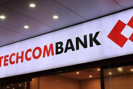 Phó Chủ tịch HĐQT Techcombank (TCB) xin từ chức