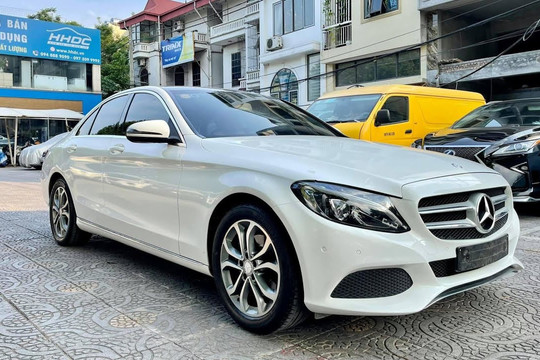 Xe sang Mercedes-Benz C200 2018 từng được săn đón rớt giá chóng mặt sau 6 năm