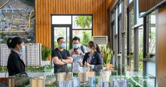 Luật mới áp dụng khiến một bộ phận môi giới bất động sản 'điêu đứng': Thị trường hưởng lợi lớn?