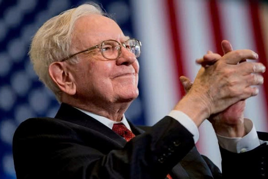 Tỷ phú Warren Buffett bất ngờ 'xả' hàng tỷ USD cổ phiếu của các ngân hàng lớn, nguyên nhân do đâu?