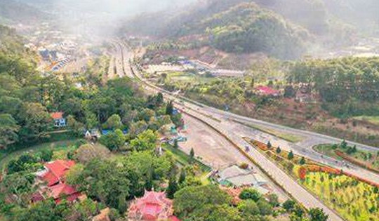 Nếu ba tỉnh này ‘về chung một nhà’, Việt Nam sẽ xuất hiện một ‘thỏi vàng’ công nghiệp mới