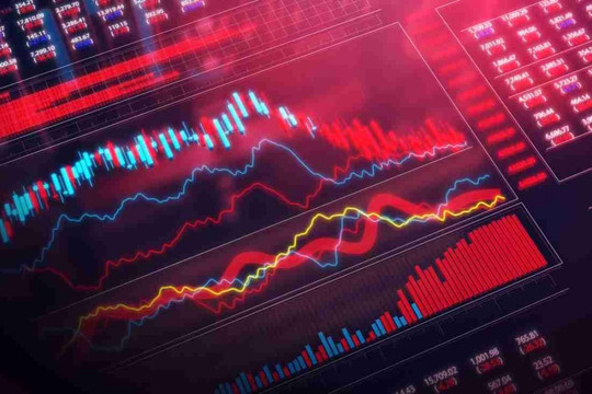 VN-Index thoát cú rơi 70 điểm trong phiên 22/4: Chuyên gia khuyến nghị giảm đòn bẩy, chờ kết quả đàm phán từ Mỹ