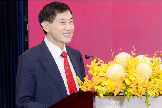 Công ty hàng không do ông Johnathan Hạnh Nguyễn làm Chủ tịch lãi đậm, mảng kinh doanh phòng chờ '1 vốn 4 lời'