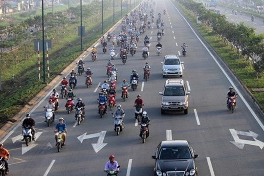 Từ năm 2025, một lỗi người điều khiển xe dễ mắc phải có thể bị phạt tới 14 triệu đồng, trừ 10 điểm trên giấy phép